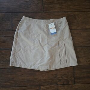 IZOD XFG Women’s Golf Skort Khaki Performance Stretch Golf Skirt Size 6 NWT